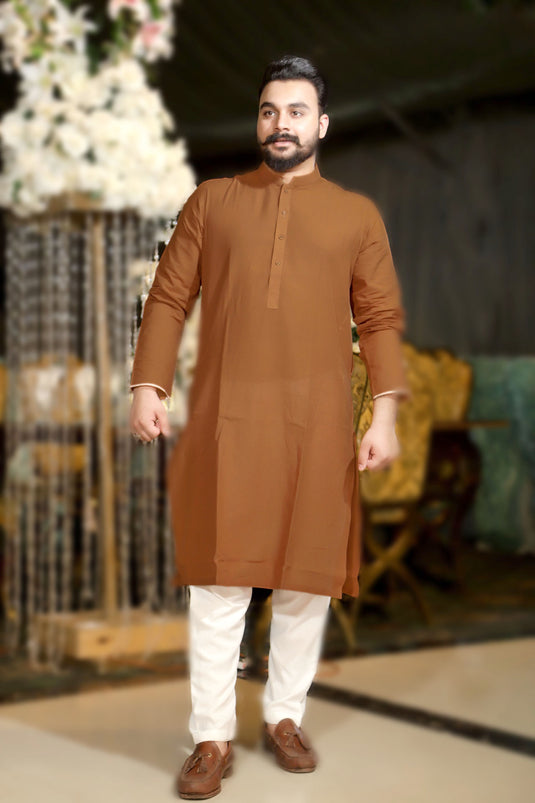 Are you looking for a khaddar kurta that will make you stand out from the crowd? you are in a right place where you can find Premium Quality of Khaddar Kurta. This is perfect for Summer Evening' Spring's outing' Autumn’s Events' Sunny Winters. We created this khaddar kurta to give you and your skin a comfortable and cool feeling.