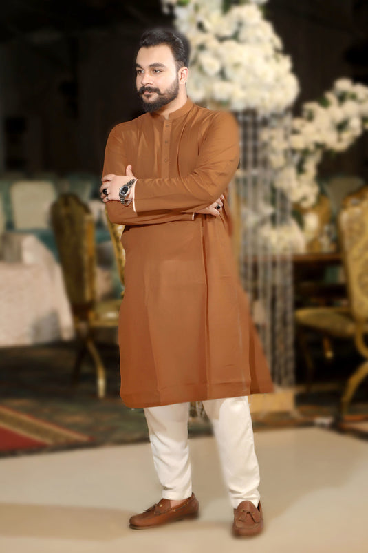 Are you looking for a khaddar kurta that will make you stand out from the crowd? you are in a right place where you can find Premium Quality of Khaddar Kurta. This is perfect for Summer Evening' Spring's outing' Autumn’s Events' Sunny Winters. We created this khaddar kurta to give you and your skin a comfortable and cool feeling.